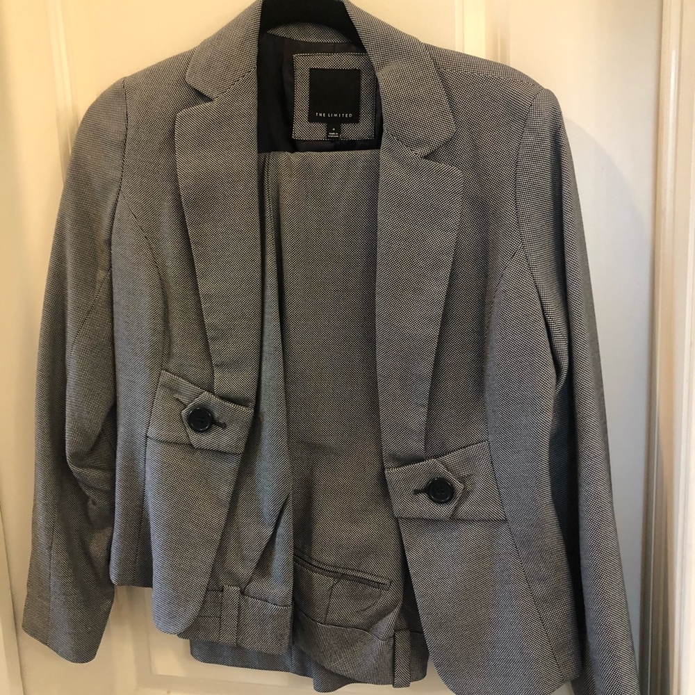 The Limited black and white pant with blazer suit. Size 4.